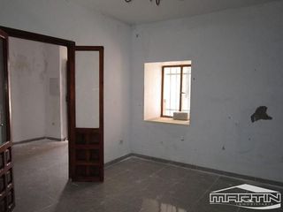 Casa adosada en venta en Baena