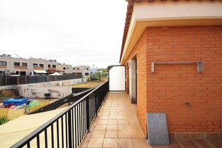 Casa adosada en venta en La Collada - Sis Camins - Fondo Somella - Santa Maria en Vilanova i La Geltrú