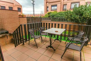 Casa adosada en venta en San Adrián - La Cava en Logroño