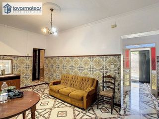 Casa adosada en venta en Sanlúcar la Mayor