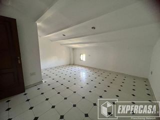 Casa adosada en venta en Silla