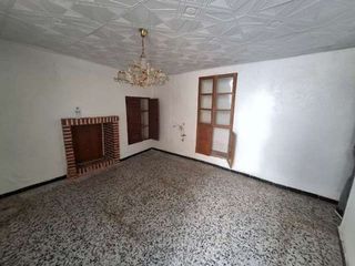 Casa adosada en venta en Cehegín