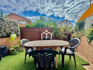 Casa adosada en venta en Alella