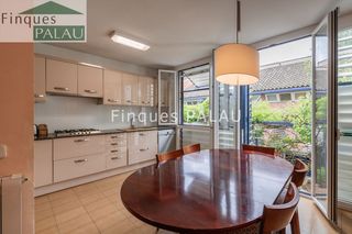 Chalet en venta en Sant Just Desvern