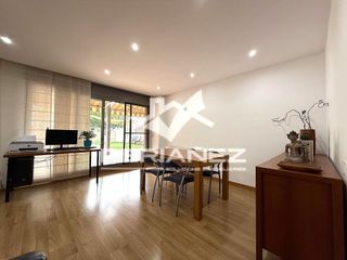 Piso en venta en Plaça Catalunya en Prat de Llobregat, El