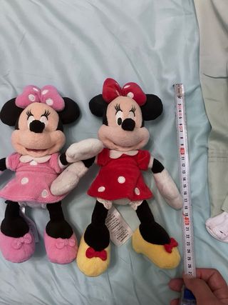 2 Peluches Minnie Mouse Disney 25cm
