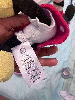 2 Peluches Minnie Mouse Disney 25cm