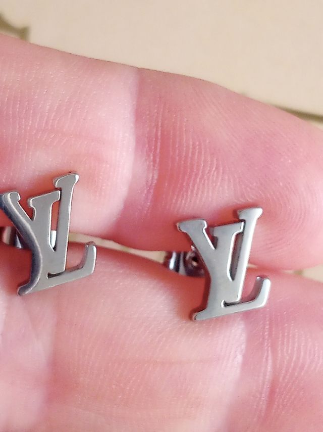 Pendientes iniciales de lujo