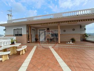 Chalet en venta en Benigánim