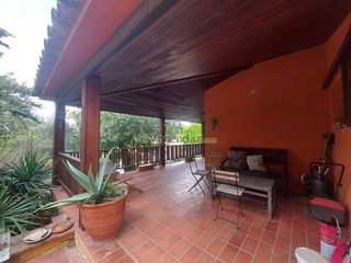 Chalet en venta en Gelida