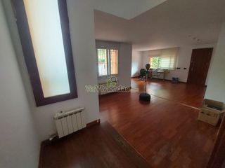 Chalet en venta en Gelida