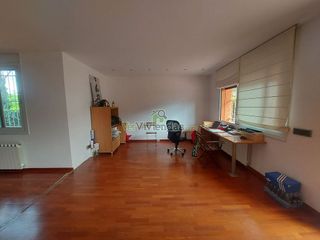 Chalet en venta en Gelida