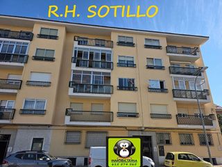 Piso en venta en Sonsoles en Ávila