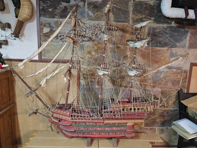 Galeón artesanal (195x168x158cm)
