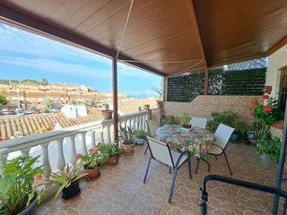 Casa adosada en venta en San García en Algeciras