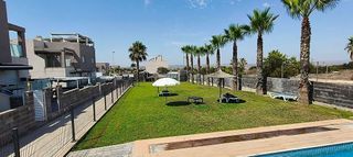 Casa pareada en venta en Nueva Torrevieja - Aguas Nuevas en Torrevieja