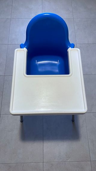 Trona bebé azul y blanca