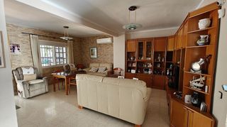 Casa adosada en venta en Camas