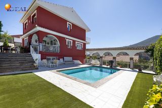 Chalet en venta en Cenes de la Vega