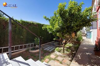 Chalet en venta en Cenes de la Vega