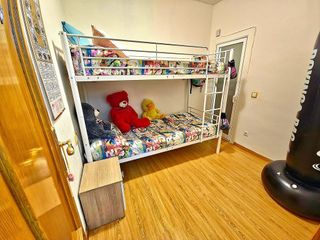 Piso en venta en El Raval - Safaretjos en Santa Coloma de Gramanet