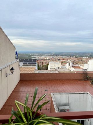 Casa adosada en venta en Ctra. Circunvalación - La Magdalena en Jaén