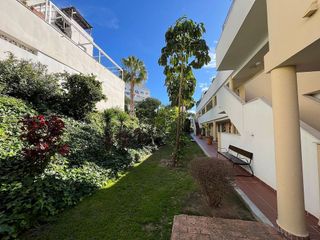 Piso en venta en Torrequebrada en Benalmádena
