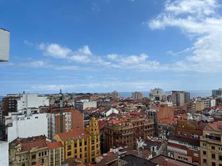 Piso en venta en Centro en Gijón