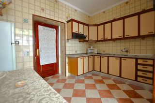 Casa adosada en venta en Sanlúcar la Mayor