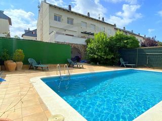 Casa pareada en venta en Viladecavalls