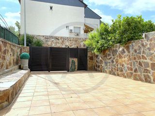 Casa pareada en venta en Viladecavalls