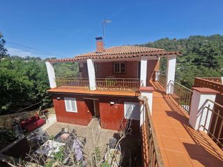 Chalet en venta en Vallirana