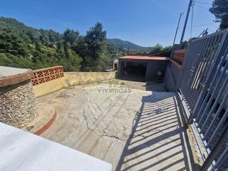 Chalet en venta en Vallirana