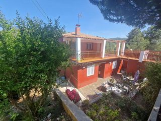 Chalet en venta en Vallirana