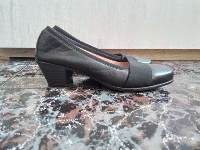 Zapatos negros piel mujer