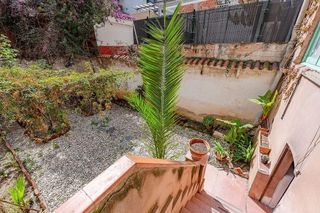 Casa adosada en venta en Porta en Barcelona