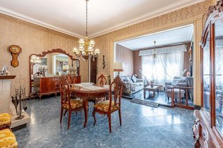 Casa adosada en venta en Porta en Barcelona