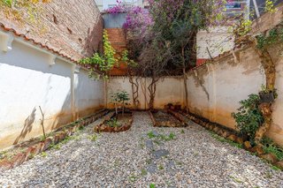 Casa adosada en venta en Porta en Barcelona