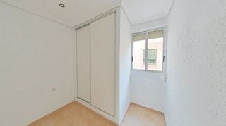 Piso en venta en Carolinas Altas en Alicante
