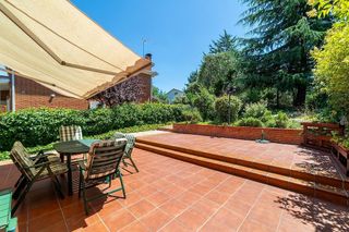 Casa pareada en venta en Zona Polideportivo Colonia en Moralzarzal