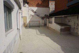 Chalet en venta en Sant Vicenç dels Horts