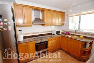 Piso en venta en Zona Piscinas en Burriana