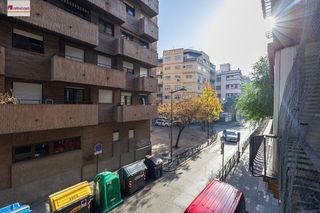 Piso en venta en Camino de Ronda - Rosaleda en Granada