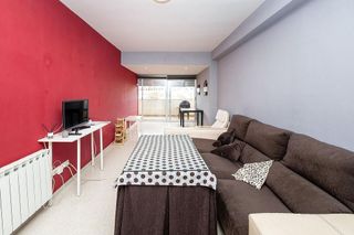 Piso en venta en Bola de Oro - Serrallo en Granada