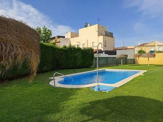 Casa adosada en venta en Bollullos de la Mitación