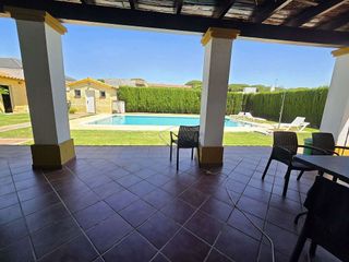 Chalet en venta en Bollullos de la Mitación