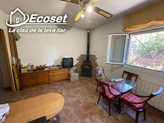 Chalet en venta en Vallirana