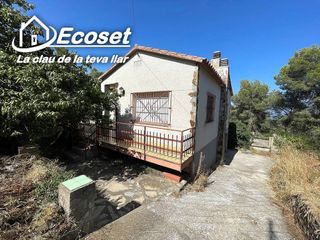 Chalet en venta en Vallirana
