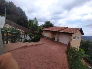 Chalet en venta en Corbera de Llobregat