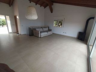 Chalet en venta en Corbera de Llobregat